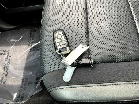 Used 2019 Ford F150 Raptor w/ Equipment Group 802A Luxury image 27