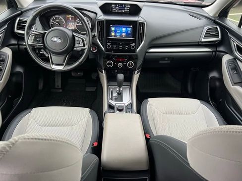 Used 2022 Subaru Forester Premium image 14