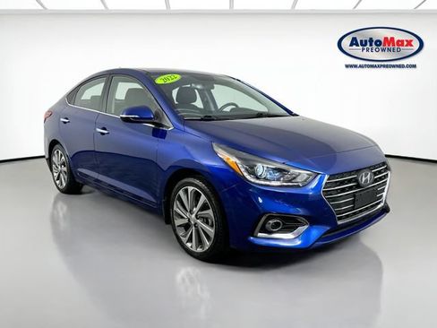 Used 2022 Hyundai Accent Limited w/ Cargo Package FWD image 1