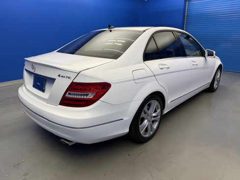Used 2013 Mercedes-Benz C 300 4MATIC Sedan image 7