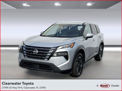 Used 2025 Nissan Rogue SV AWD/4WD image 1
