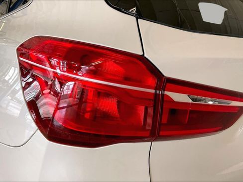 Used 2018 BMW X1 xDrive28i AWD/4WD image 26