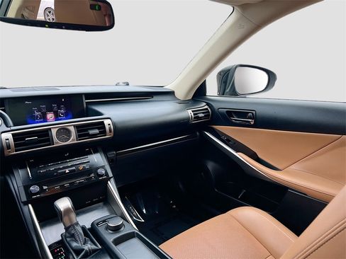 Used 2014 Lexus IS 250 image 22