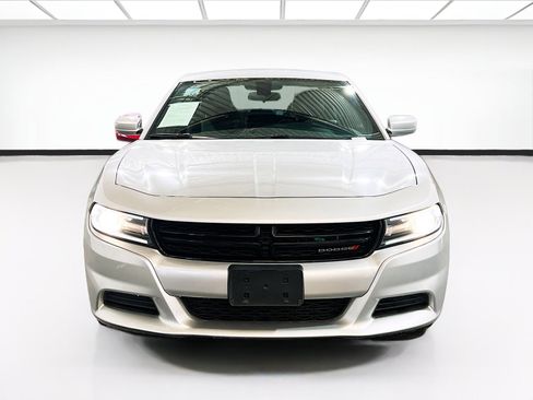 Used 2021 Dodge Charger SXT w/ Leather Interior Group image 2