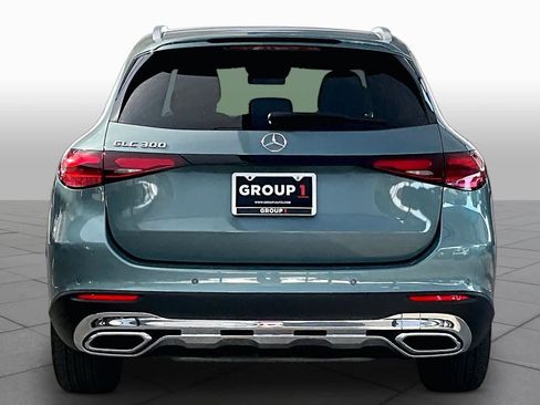 Used 2025 Mercedes-Benz GLC 300 image 5