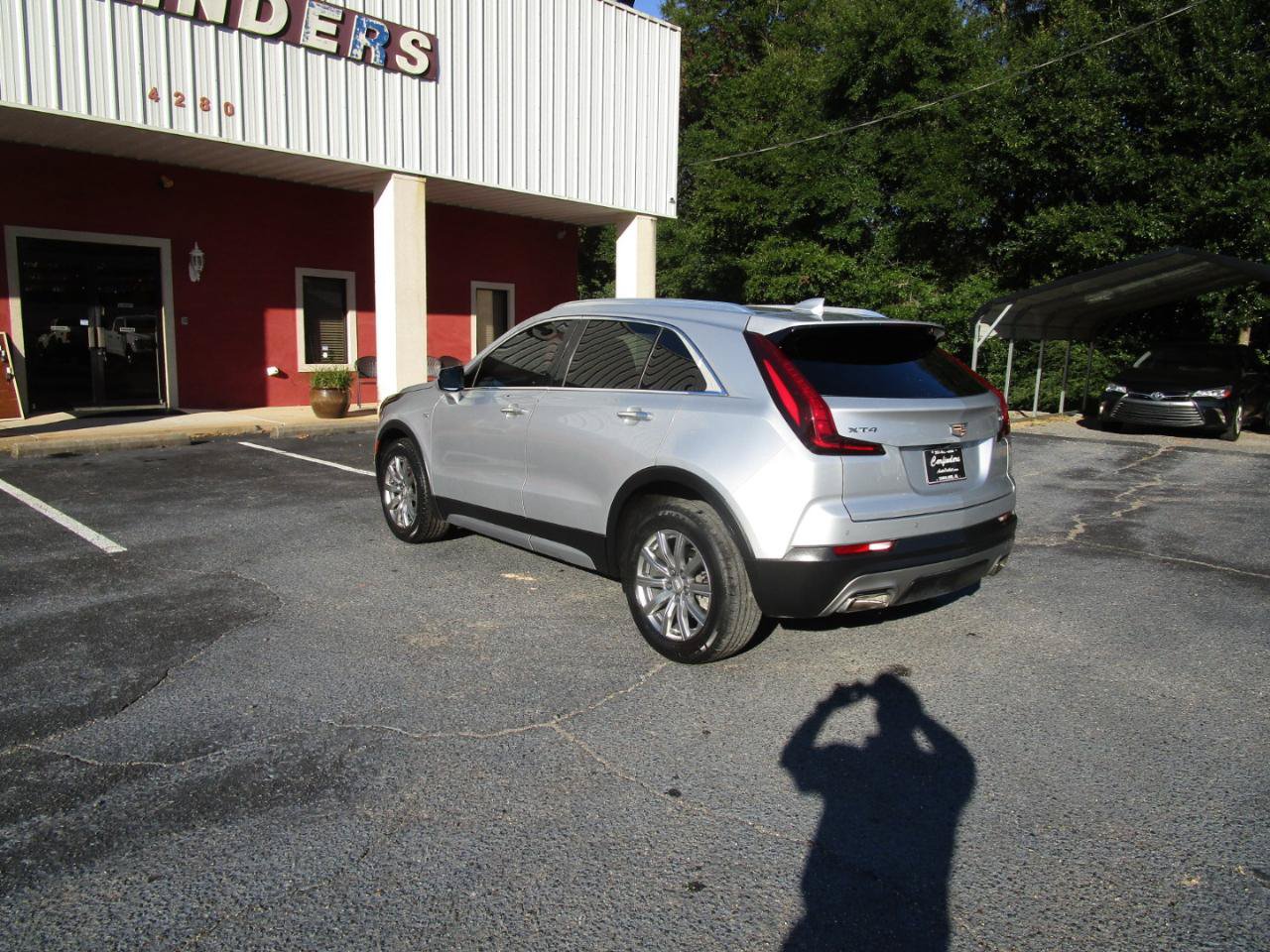 Used 2021 Cadillac XT4 Premium Luxury w/ Driver Awareness Package FWD image 2