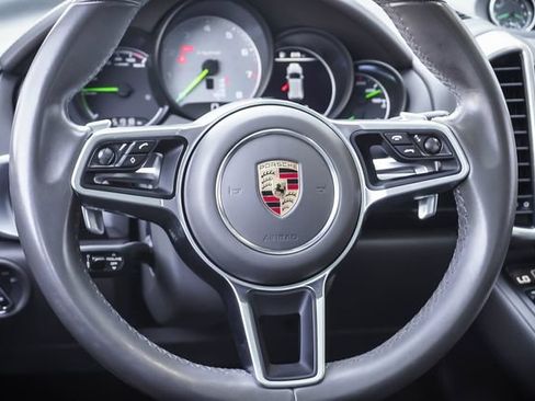 Used 2016 Porsche Cayenne S AWD/4WD image 13