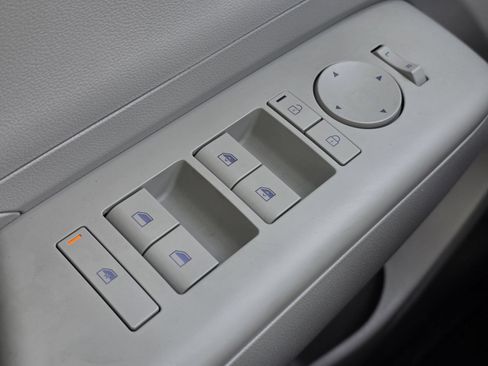 Certified 2026 Hyundai Kona SEL Sport FWD image 30