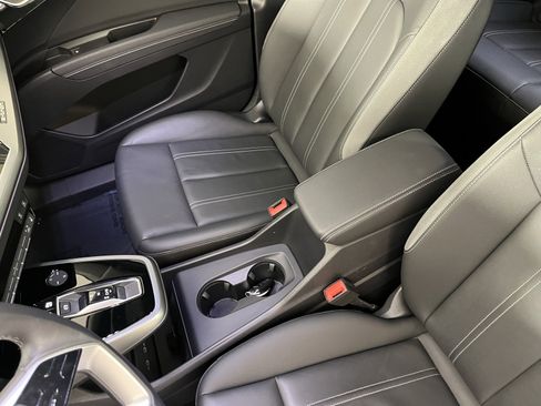 Certified 2024 Audi Q4 e-tron Prestige image 13