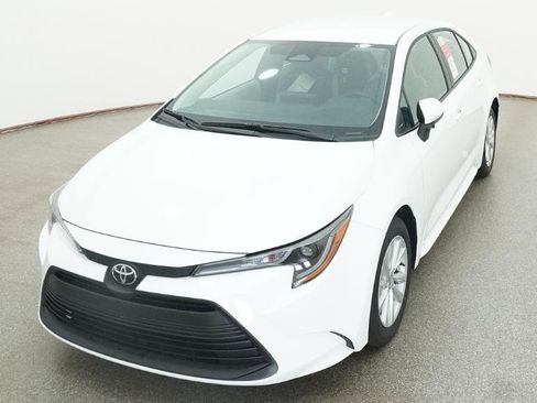 New 2026 Toyota Corolla LE FWD image 3