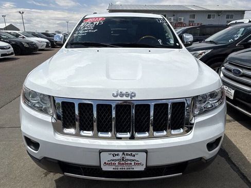 Used 2013 Jeep Grand Cherokee Overland AWD/4WD image 12
