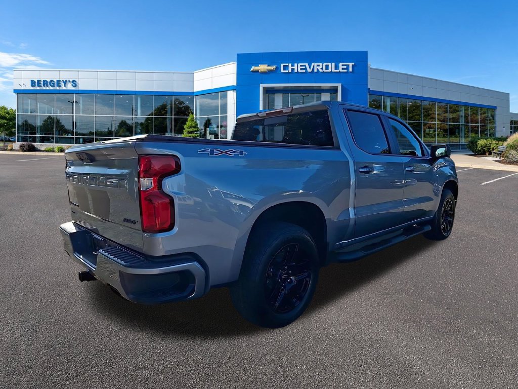 Certified 2024 Chevrolet Silverado 1500 RST w/ Rally Edition AWD/4WD image 5