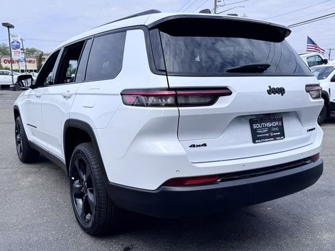 New 2025 Jeep Grand Cherokee L Limited w/ Black Appearance Package image 5