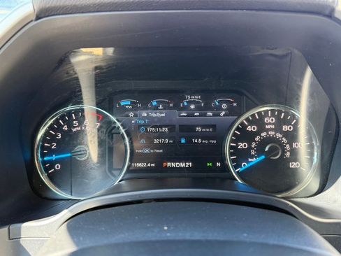 Used 2017 Ford F150 Lariat w/ Equipment Group 501A Mid AWD/4WD image 31