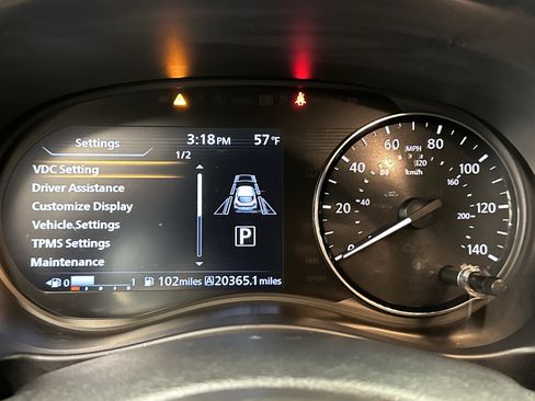 Used 2024 Nissan Kicks SR w/ SR Premium Package image 32