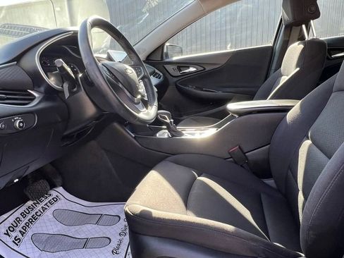 Used 2024 Chevrolet Malibu RS image 9