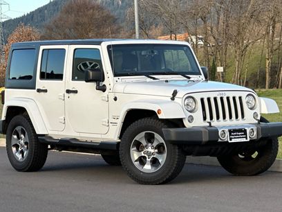 Used 2018 Jeep Wrangler Unlimited Sahara w/ Connectivity Group
