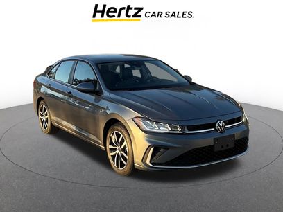 Used 2025 Volkswagen Jetta SE