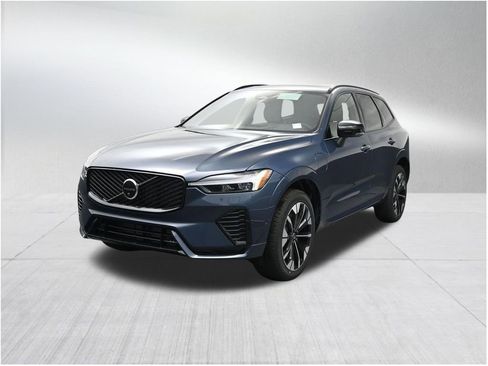 New 2026 Volvo XC60 T8 Plus w/ Protection Package Premier AWD/4WD image 8