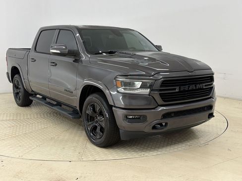 Used 2019 RAM 1500 Laramie w/ Sport Appearance Package AWD/4WD image 7