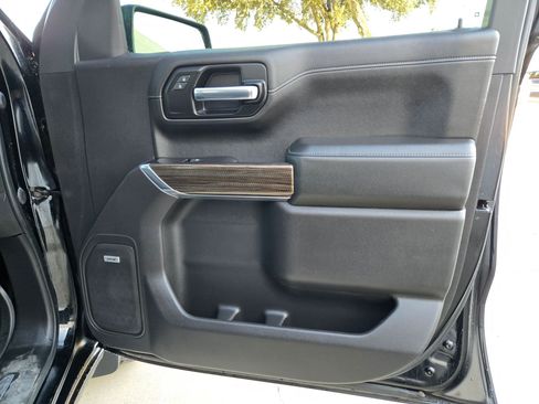 Used 2020 Chevrolet Silverado 1500 RST image 30