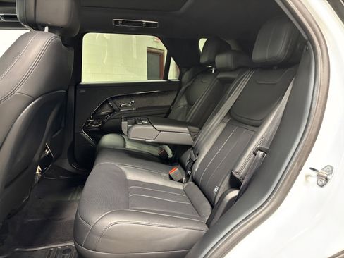 Used 2023 Land Rover Range Rover Sport SE AWD/4WD image 26