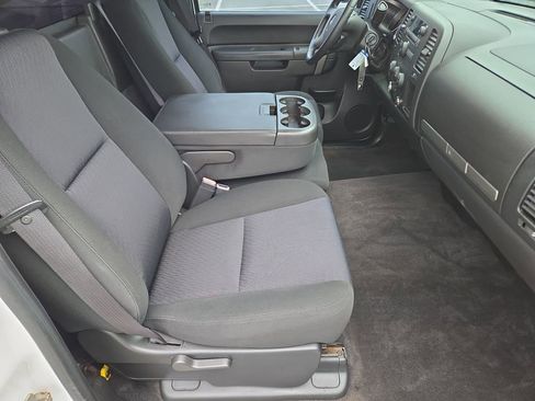 Used 2010 GMC Sierra 1500 SLE w/ SLE Preferred Package image 16