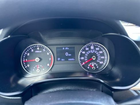 Used 2019 Kia Forte LXS FWD image 15