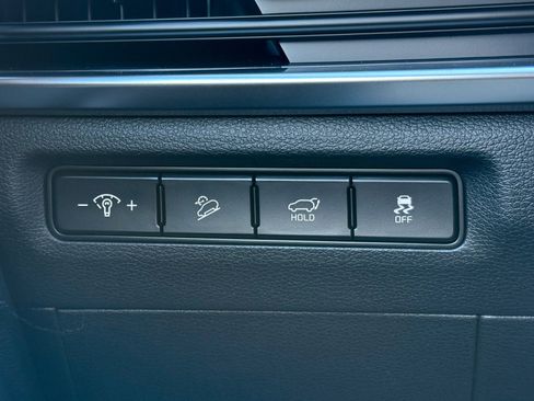 New 2025 Kia Telluride S image 30