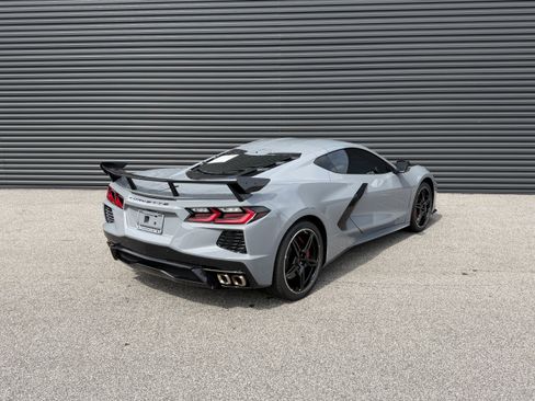 Used 2025 Chevrolet Corvette Stingray Preferred Cpe w/ Z51 Performance Package image 9