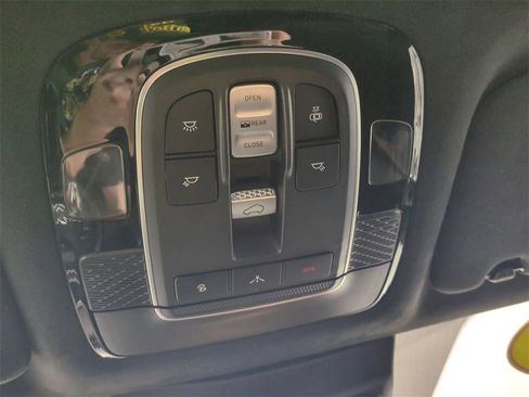 Used 2021 Hyundai Palisade Calligraphy image 26