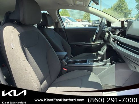 New 2026 Kia K4 FWD image 11
