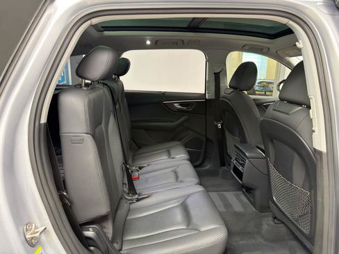 Used 2021 Audi Q7 3.0T Prestige AWD/4WD image 30