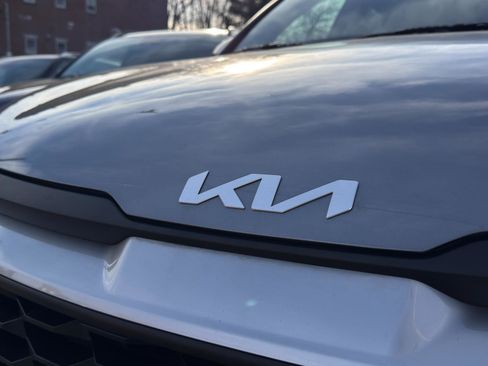 Used 2023 Kia Sportage LX image 10