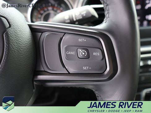 Used 2022 Jeep Wrangler Unlimited Sport AWD/4WD image 27