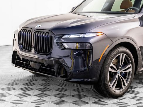 Certified 2024 BMW X7 xDrive40i w/ Executive Package image 39
