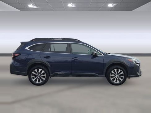 Used 2023 Subaru Outback Limited image 8