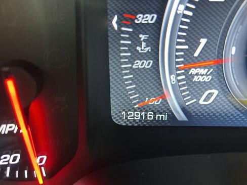 Used 2015 Chevrolet Corvette Stingray Z51 w/ 2LT Preferred Equipment Group image 20