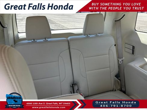 Used 2023 GMC Acadia Denali AWD/4WD image 30
