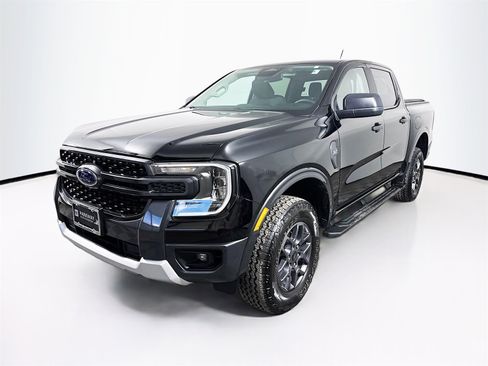 Used 2024 Ford Ranger XLT w/ FX4 Off-Road Package image 3