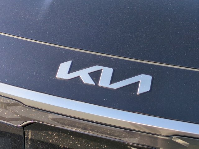 Certified 2023 Kia Niro Wind FWD image 10
