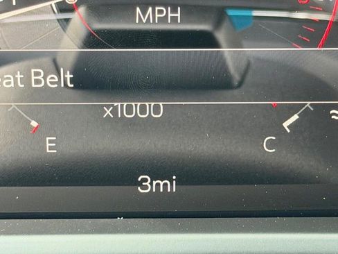 New 2026 GMC Sierra 1500 SLT image 8