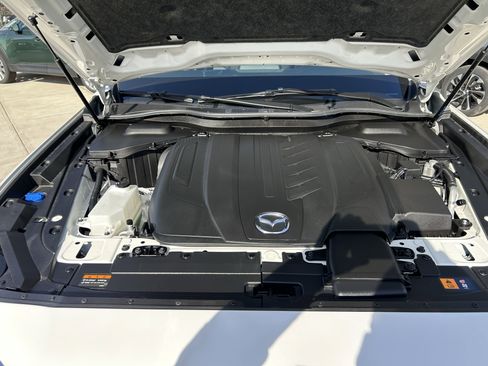 Certified 2025 MAZDA CX-90 3.3 Turbo w/ Preferred Package image 30