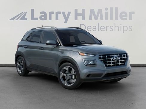 New 2026 Hyundai Venue SEL FWD image 2