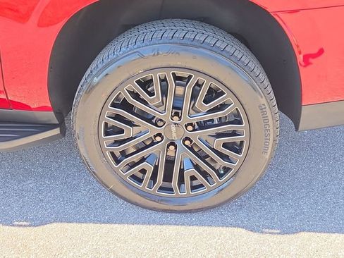 New 2026 GMC Yukon XL Denali w/ LPO, Floor Liner Package image 8