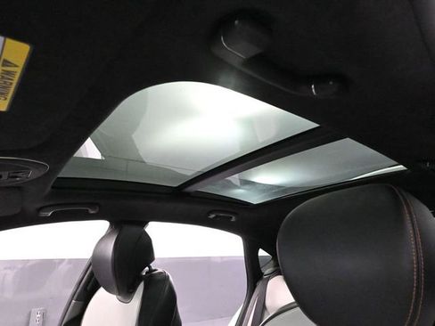 Used 2018 Genesis G80 3.3T Sport image 23