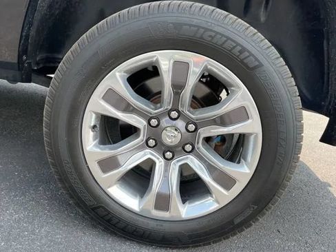 Used 2019 RAM 1500 Limited AWD/4WD image 16