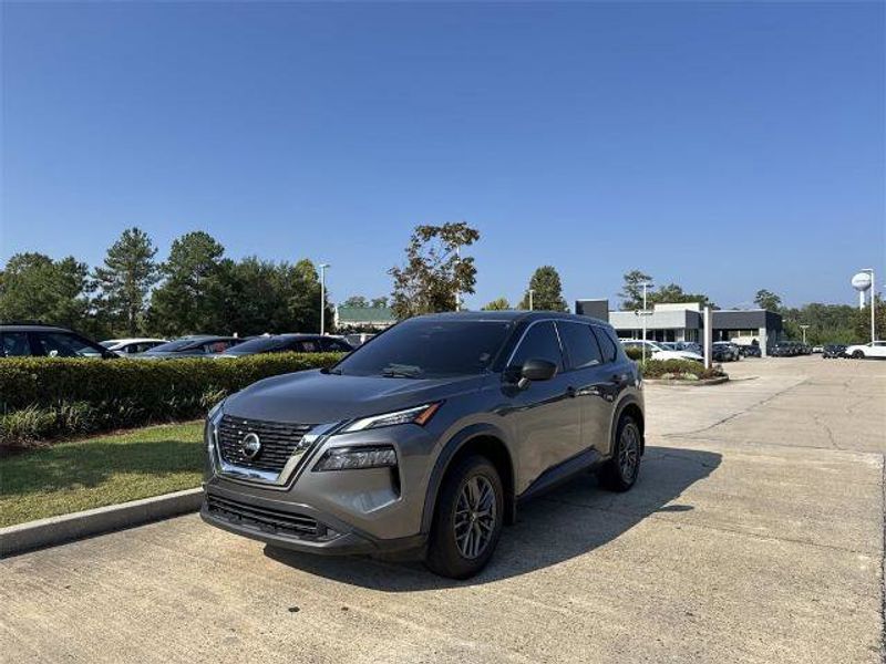 Certified 2021 Nissan Rogue S image 1