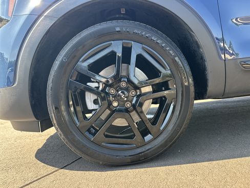 Used 2024 Kia Telluride SX Prestige X-Line AWD/4WD image 10