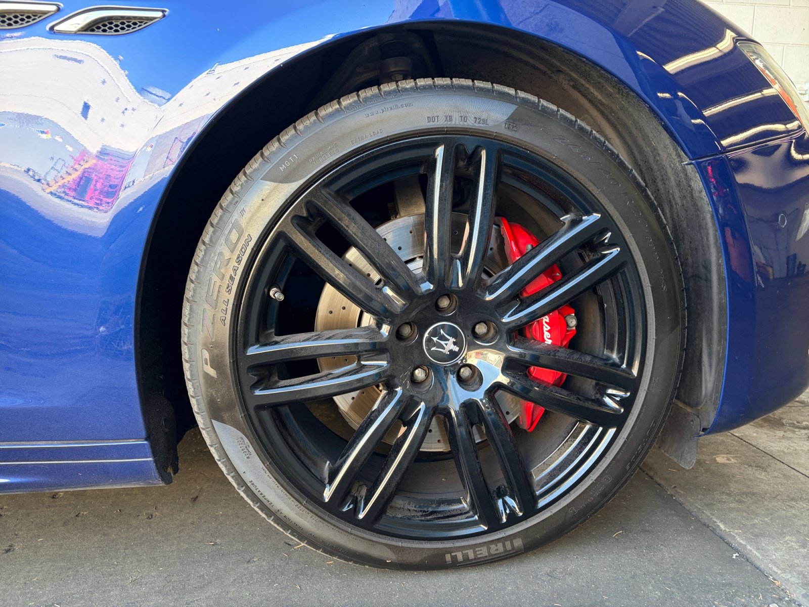 Used 2023 Maserati Ghibli Modena Q4 AWD/4WD image 30